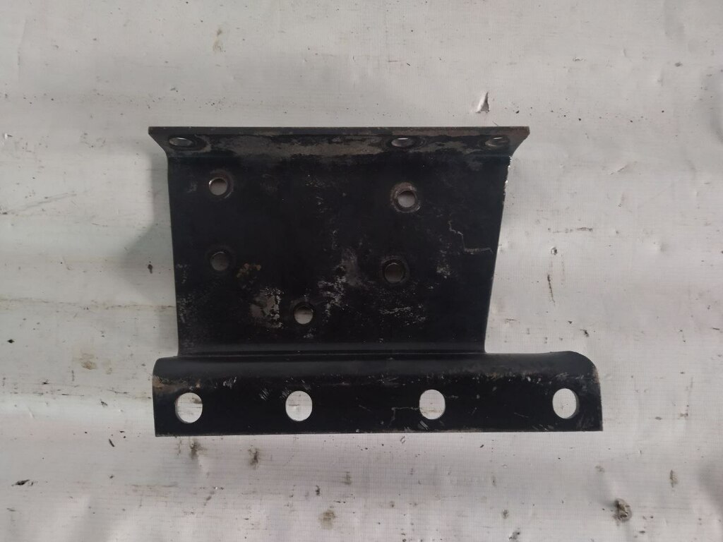 кронштейн траверсы левый б/у - 1